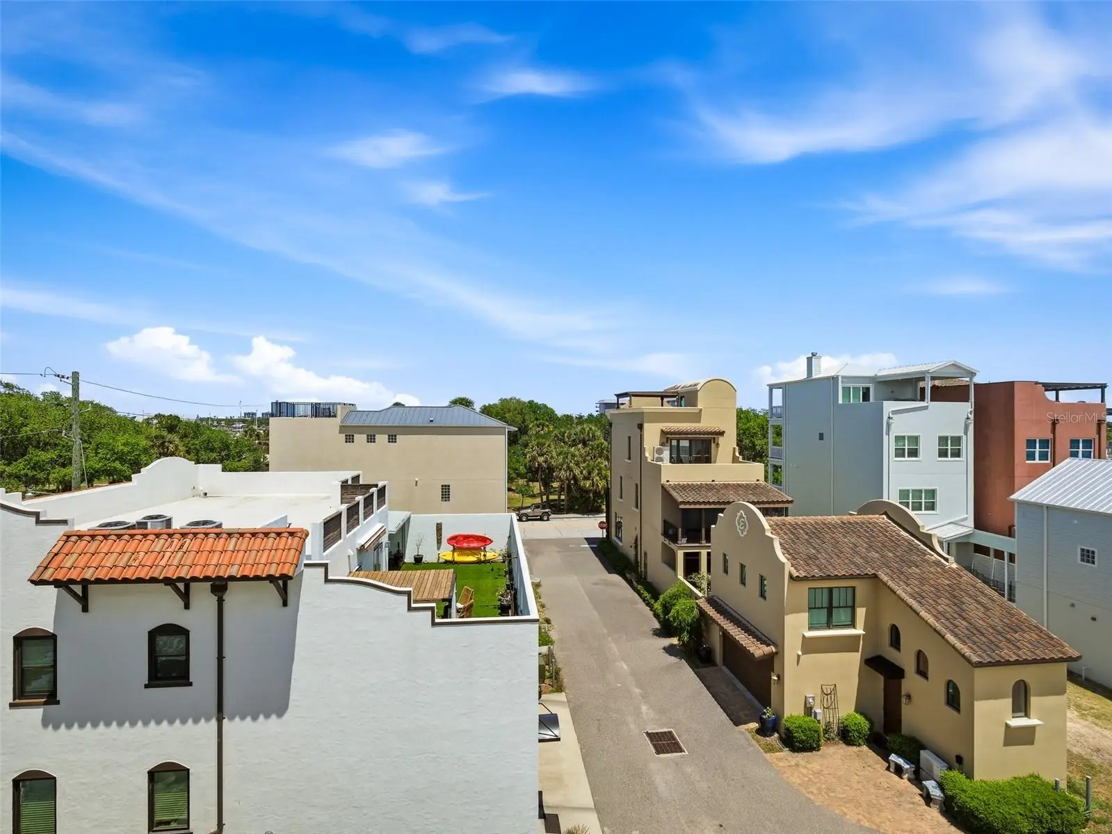 140 Julia Street, FL