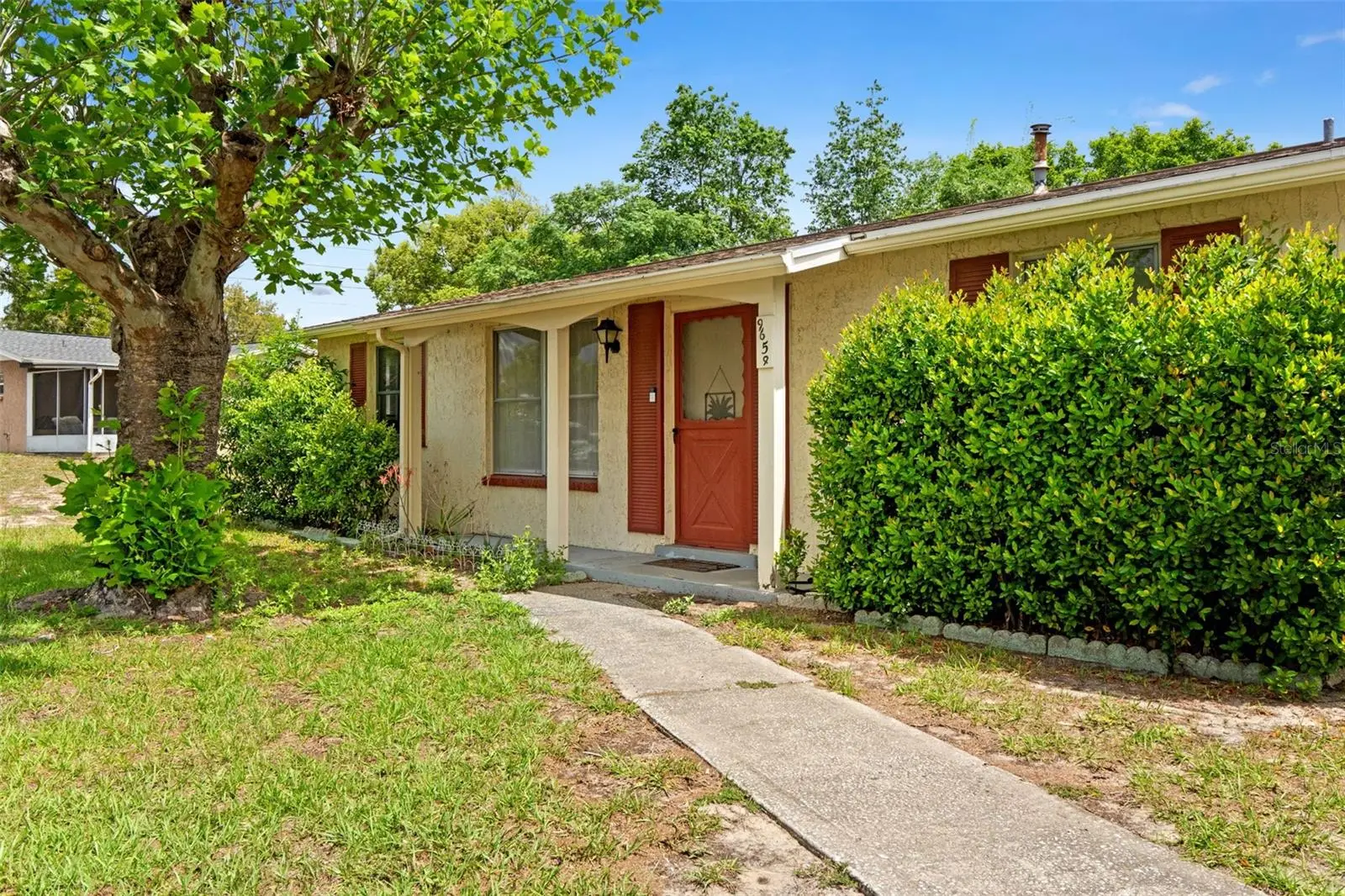 9658 Bayside Court, FL