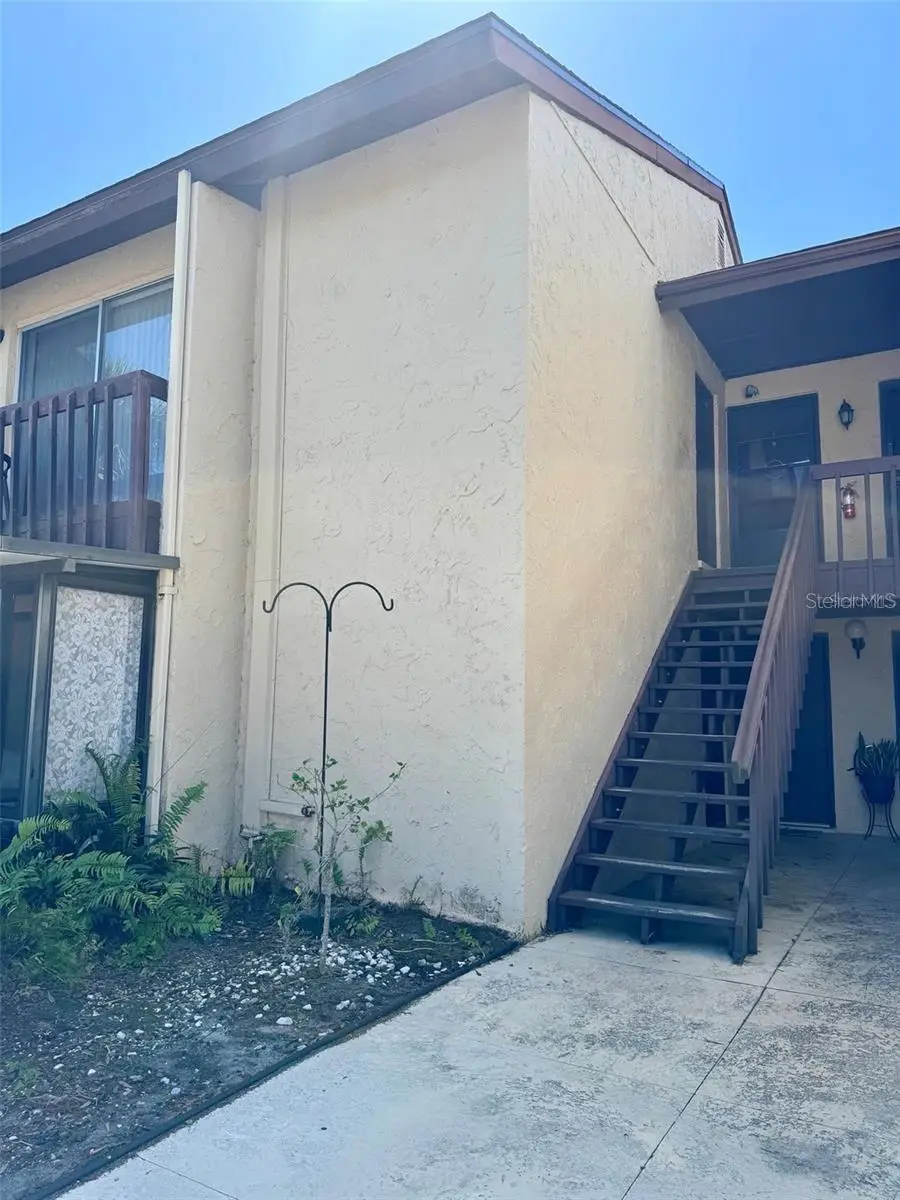 2632 Hidden Lake Drive, FL