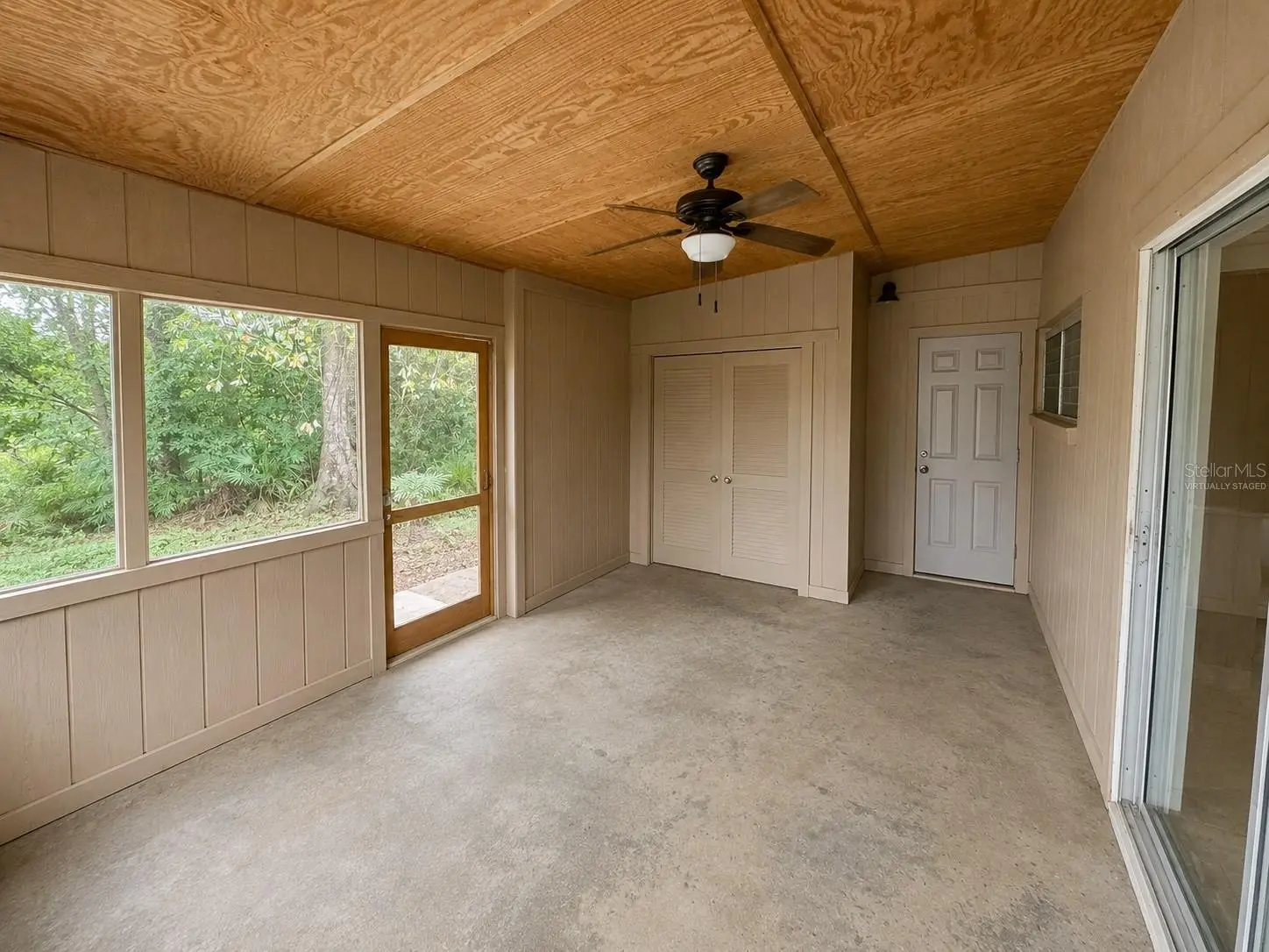 6013 Idle A While Circle, FL