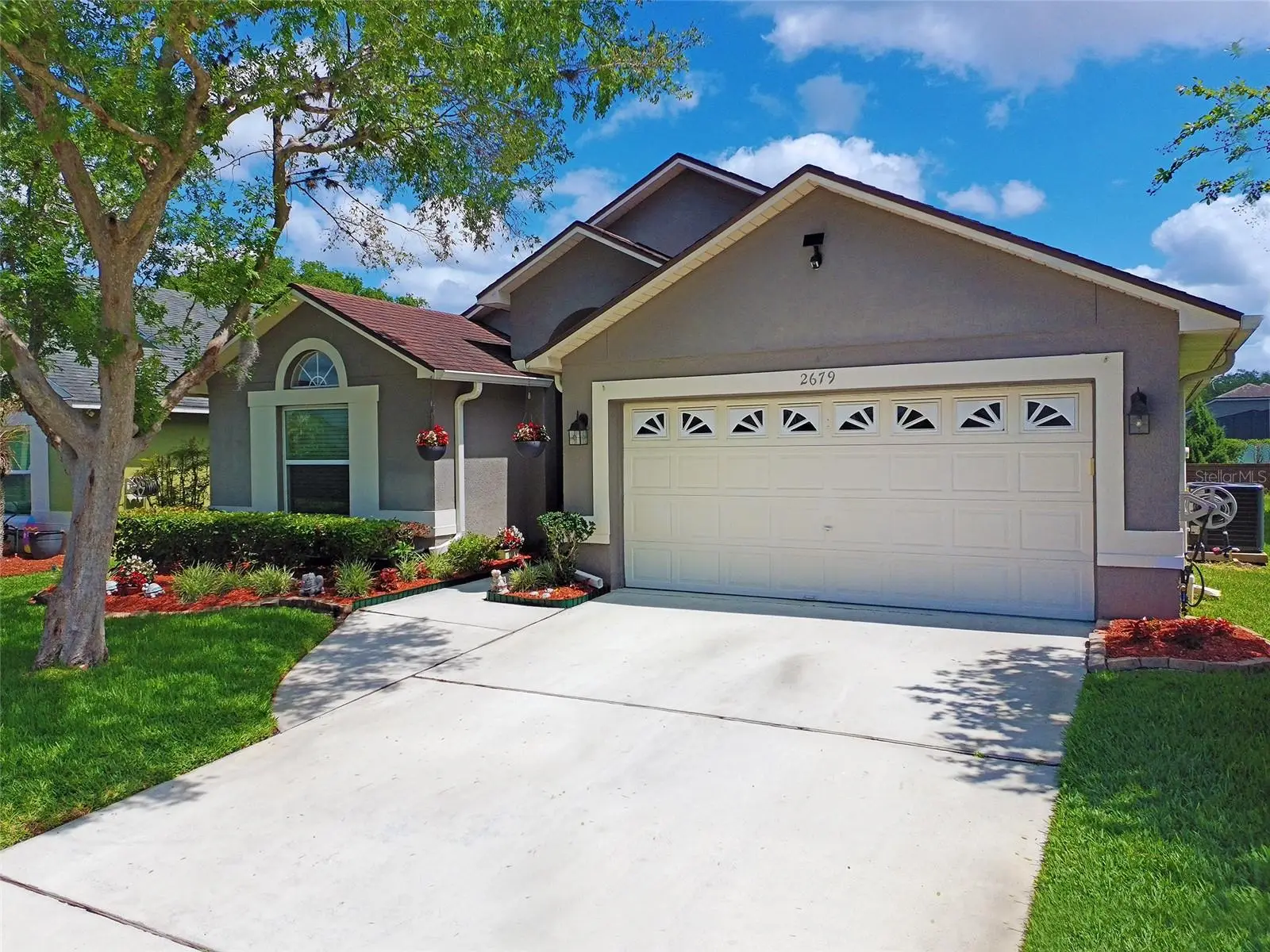 2679 Alamosa Place, FL