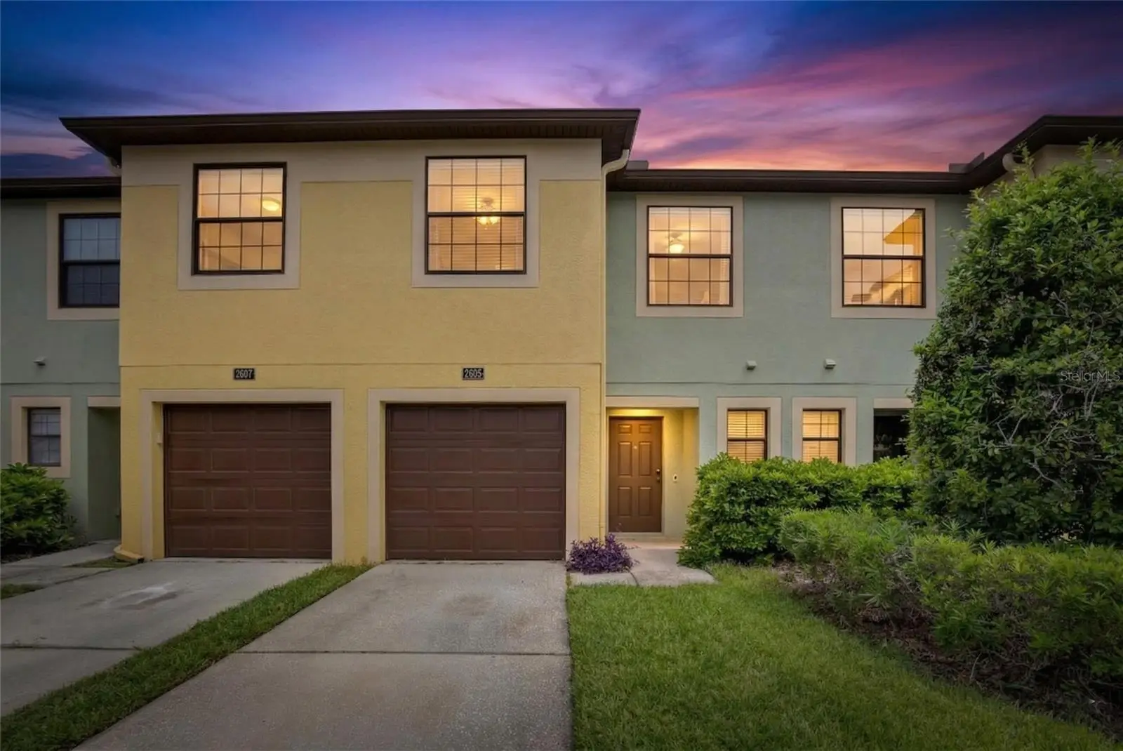2605 Oleander Lakes Drive, FL