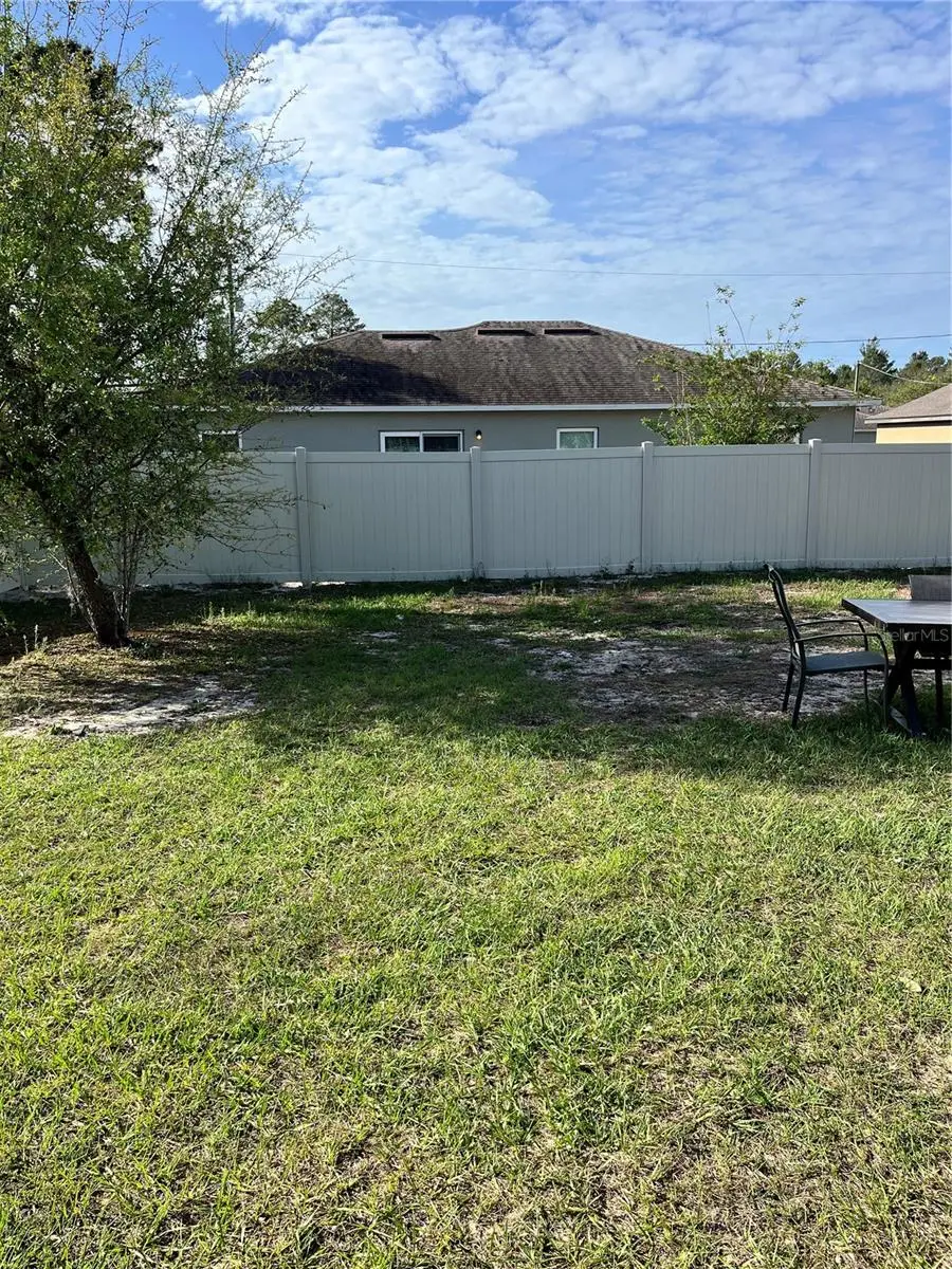 2121 Hibiscus Place, FL