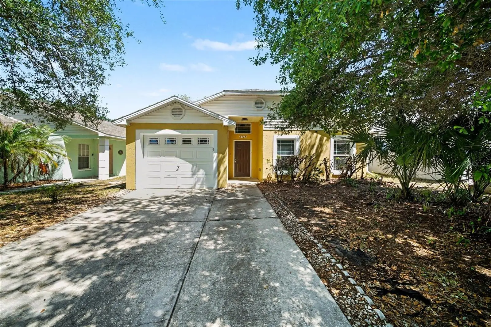2424 Camden Oaks Place, FL