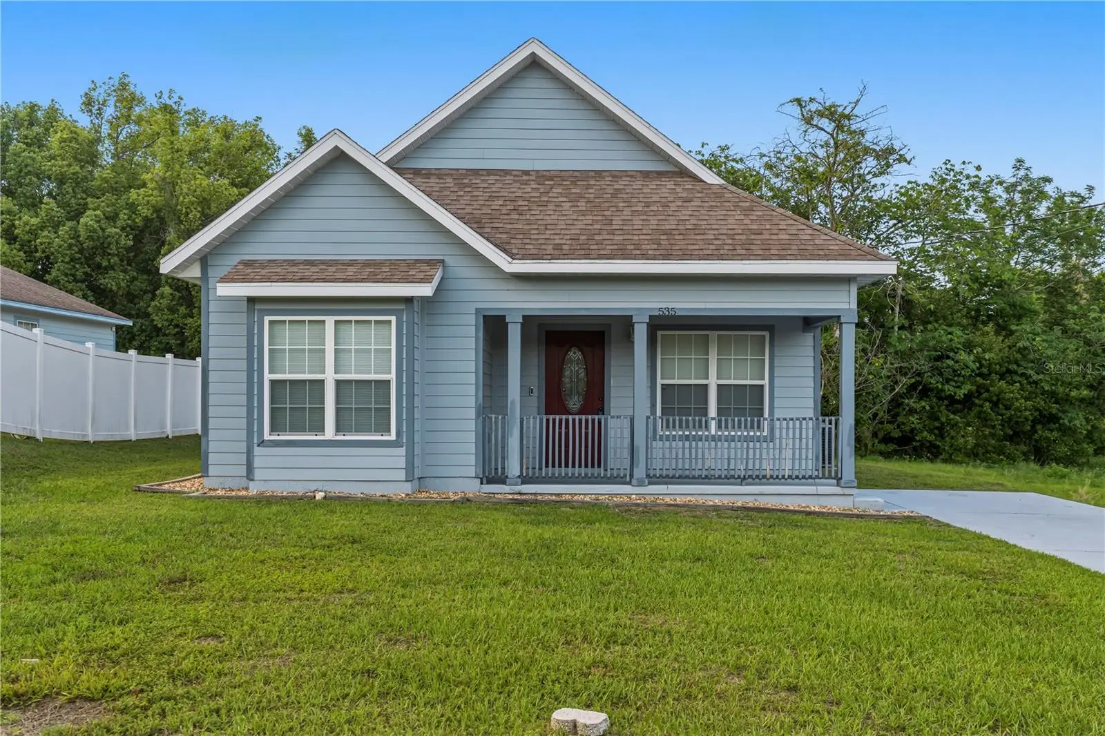 535 Silver Springs Place, FL