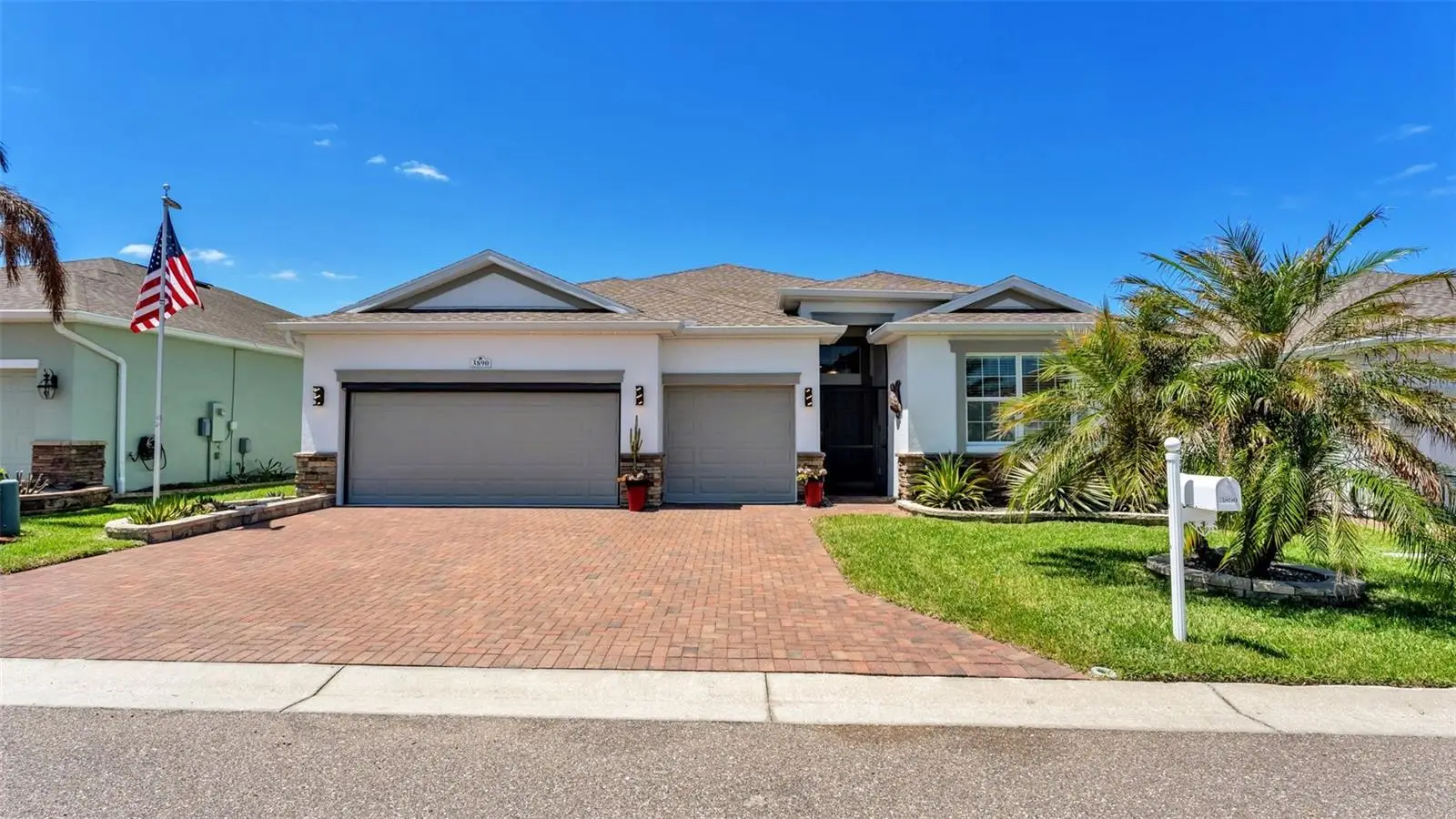 3890 Bedford Avenue, FL
