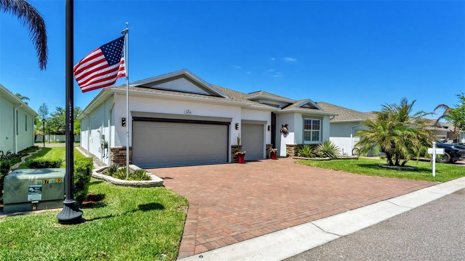 3890 Bedford Avenue, FL