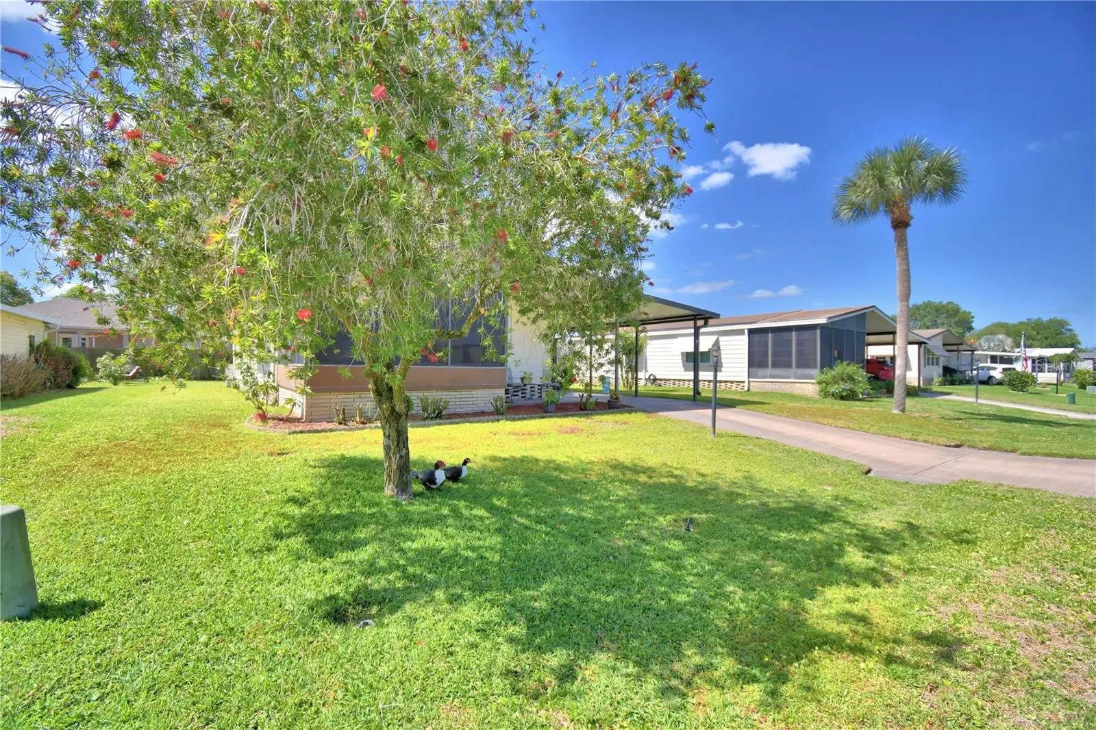 447 Village Circle, FL
