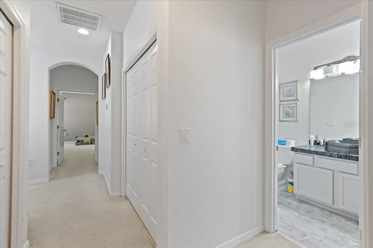 4445 Amberly Oaks Court, FL