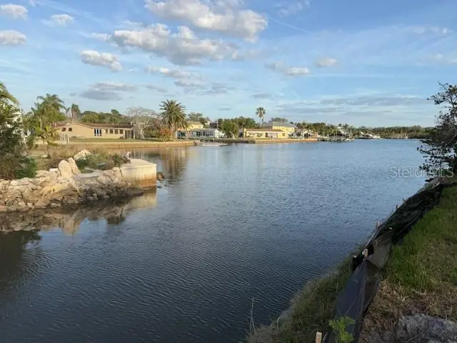 5250 Miller Bayou Drive, FL