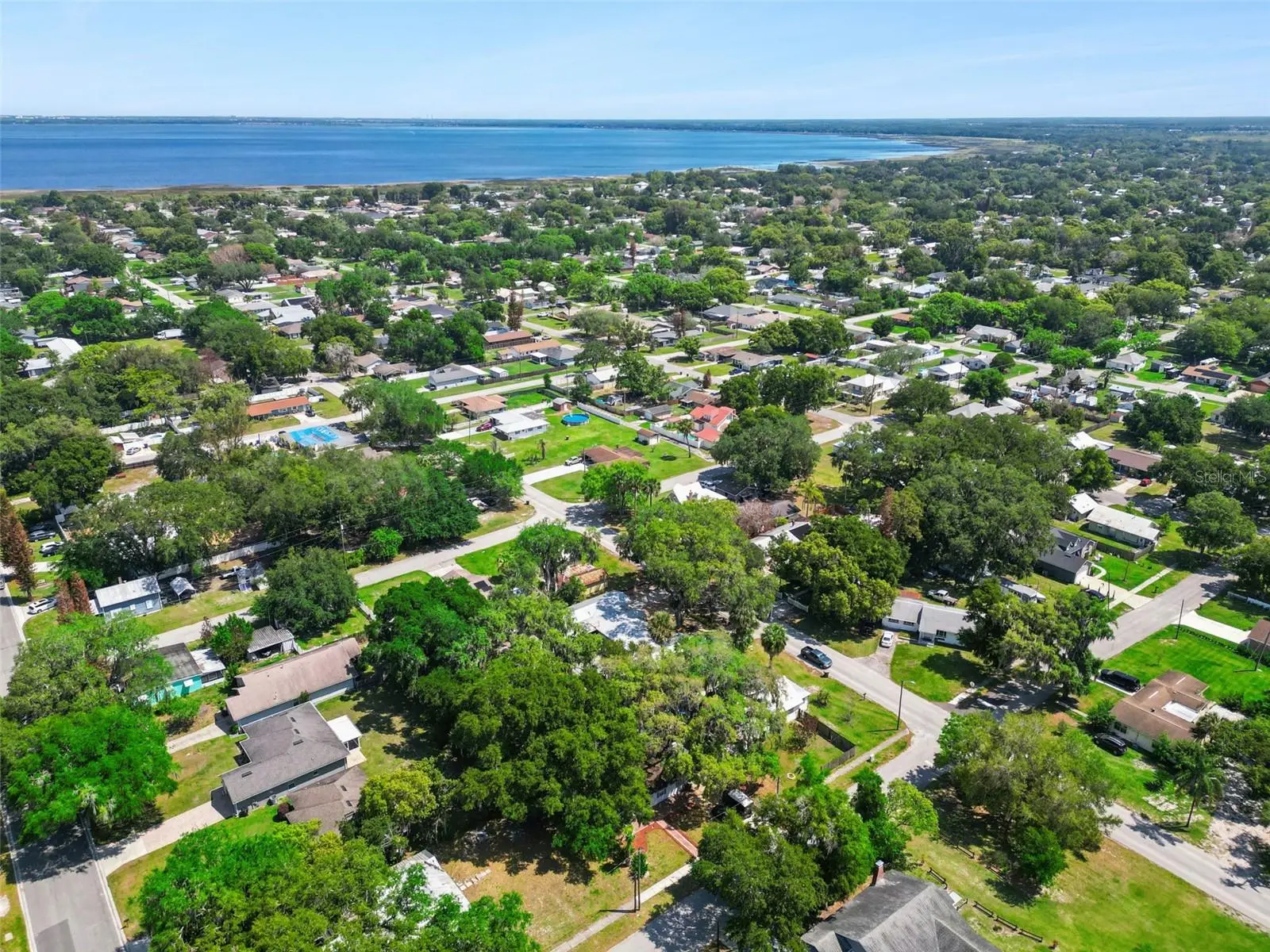 2112 9th Street, FL