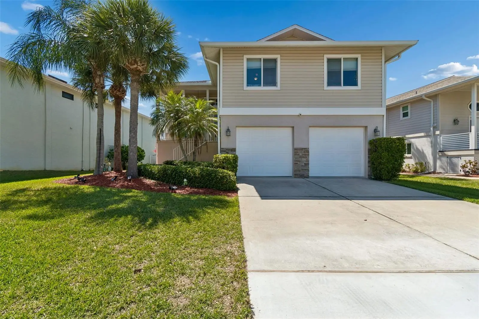 6211 Bayside Drive, FL