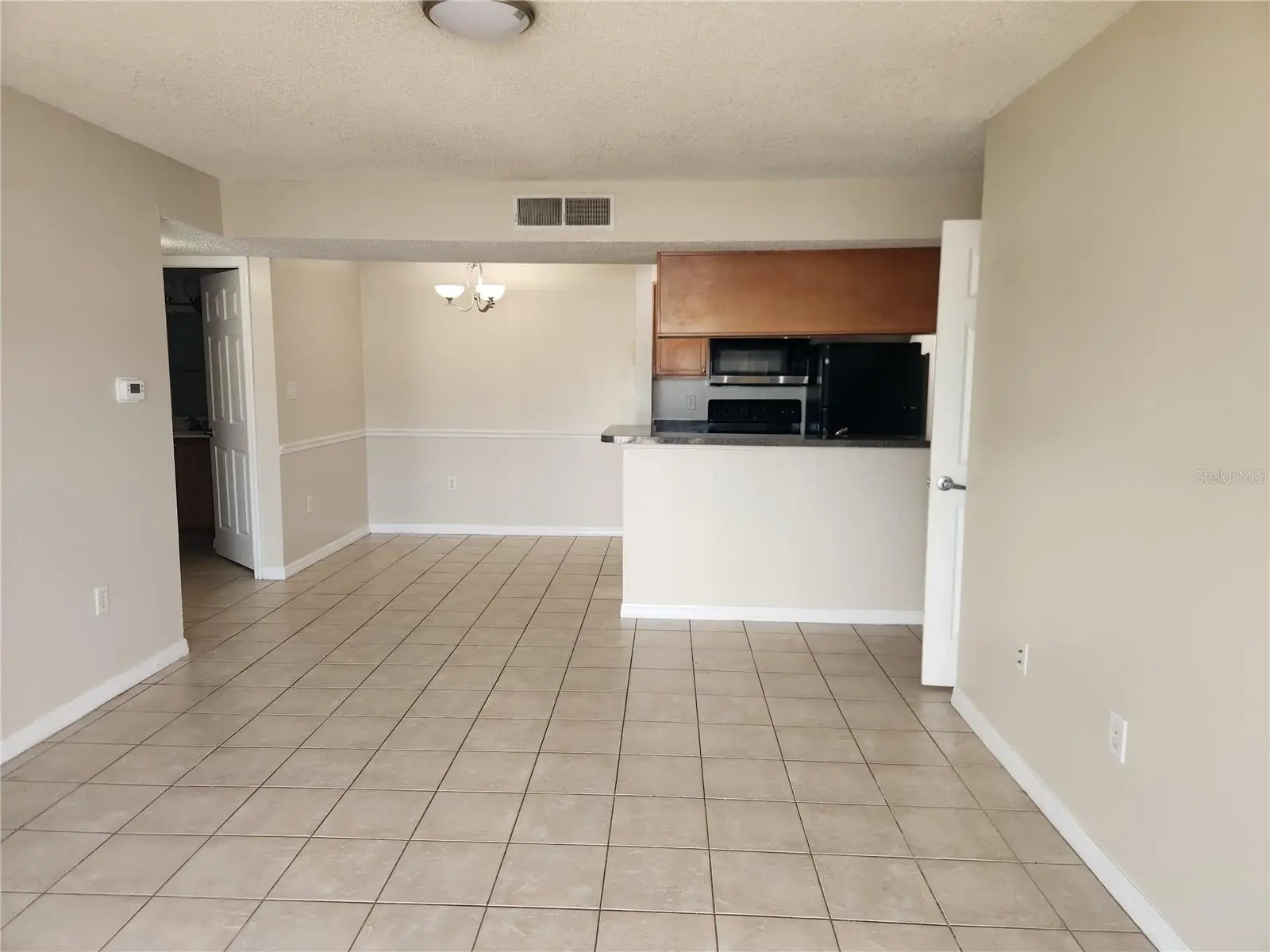 803 Lake Haven Square, FL