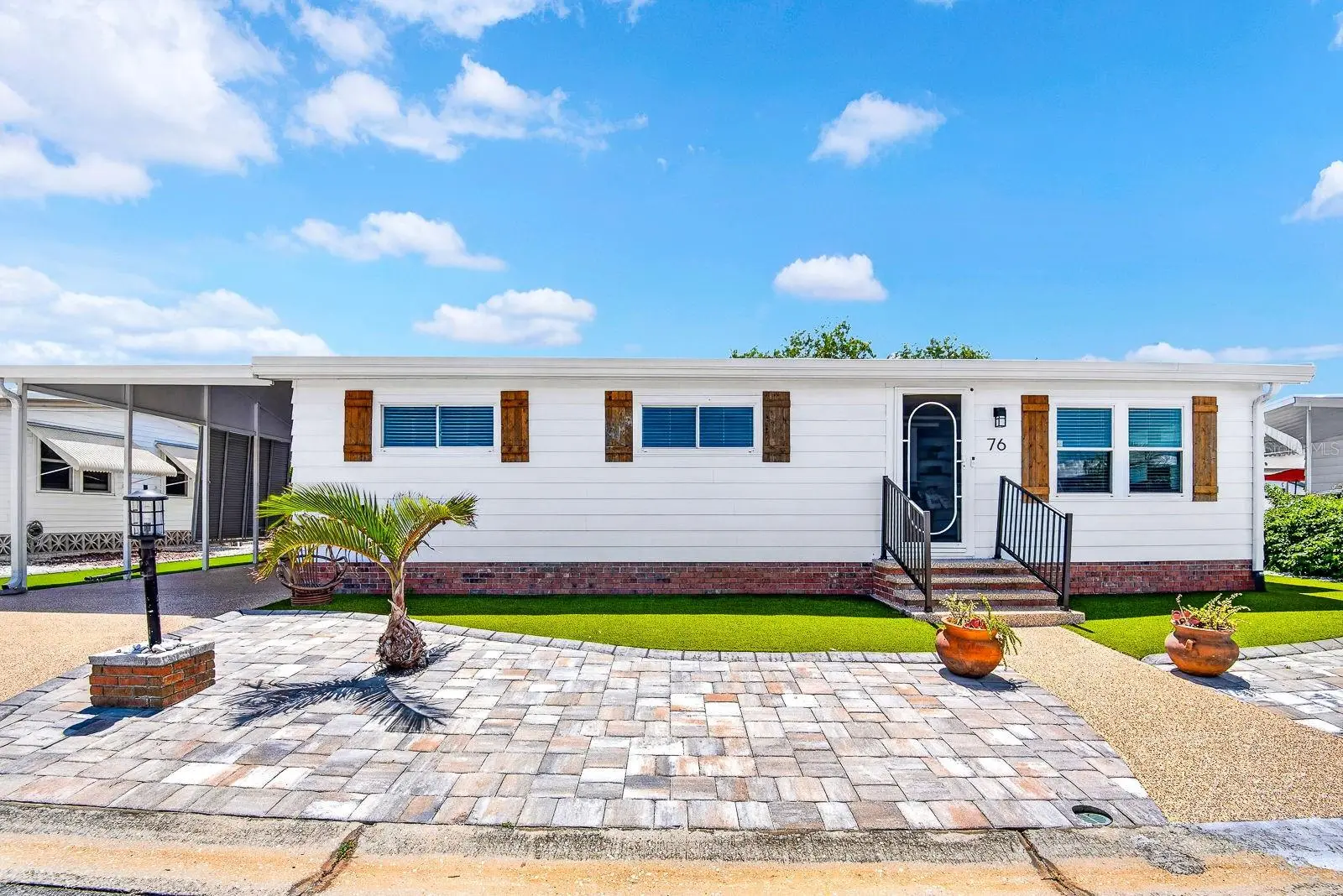 76 Caballo Way, FL