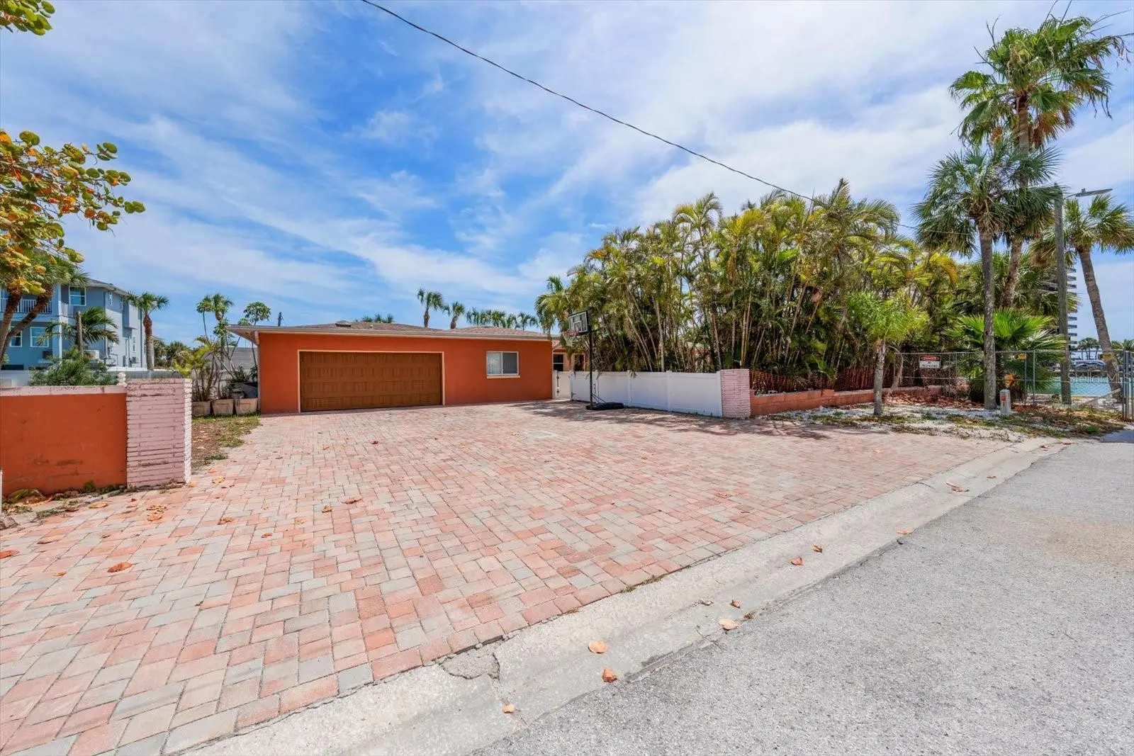 630-650 79th Avenue, FL