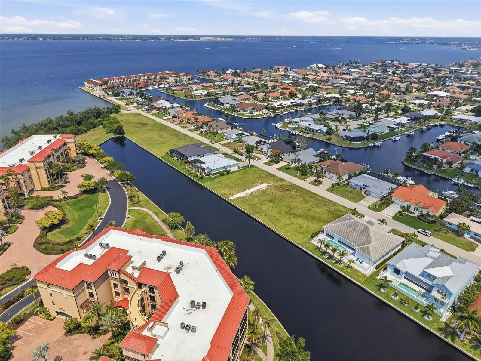 81 Colony Point Drive, FL