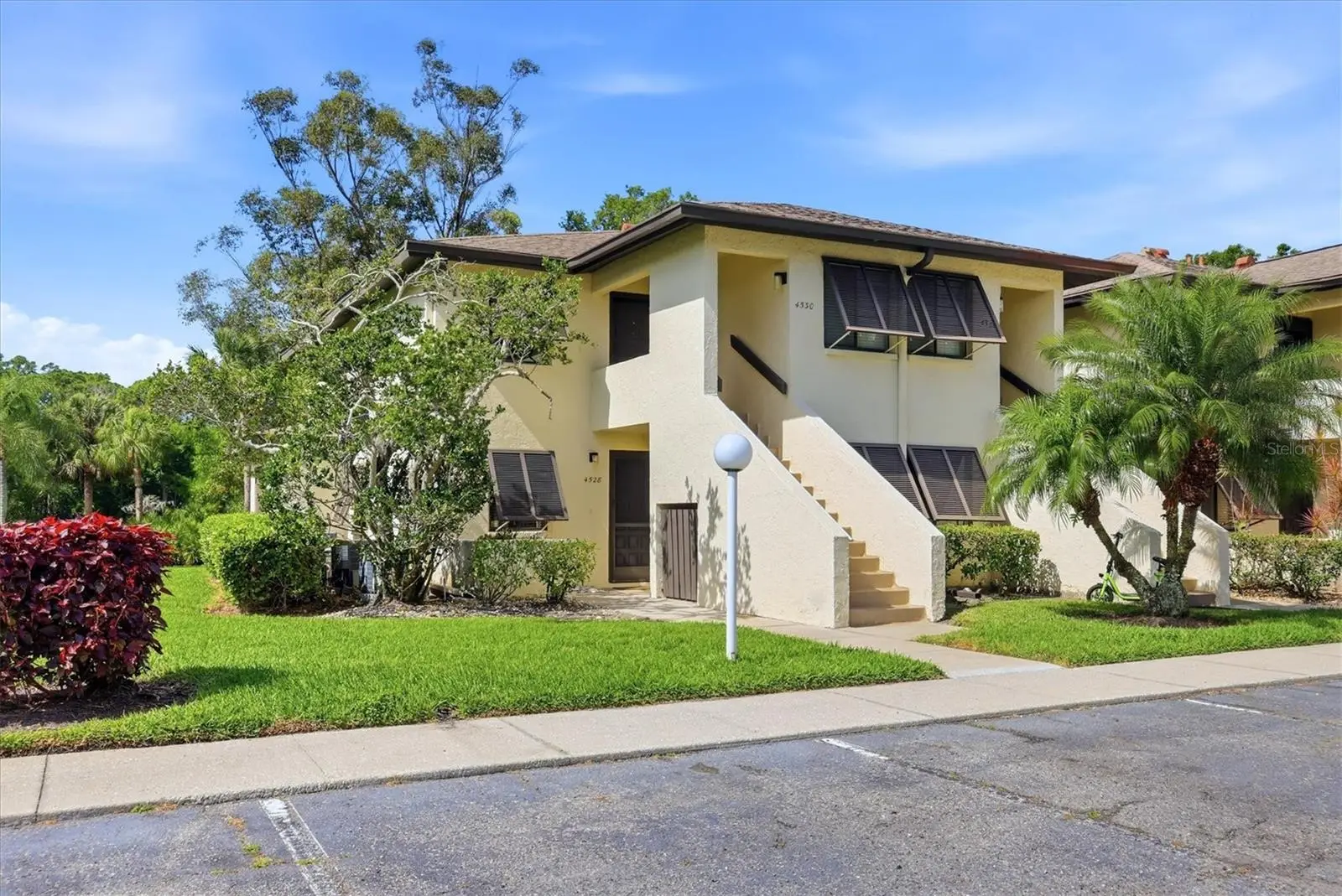 4528 Longwater, FL