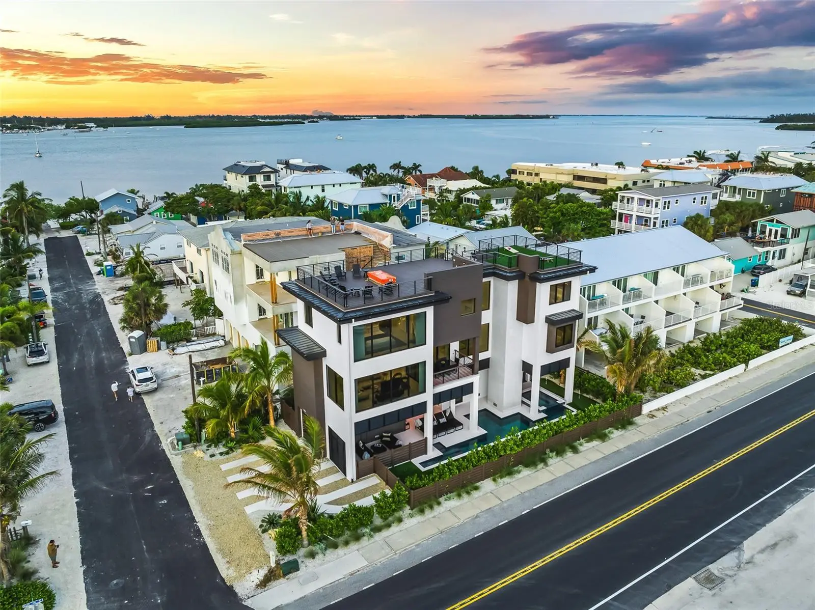 101 7th Street, FL