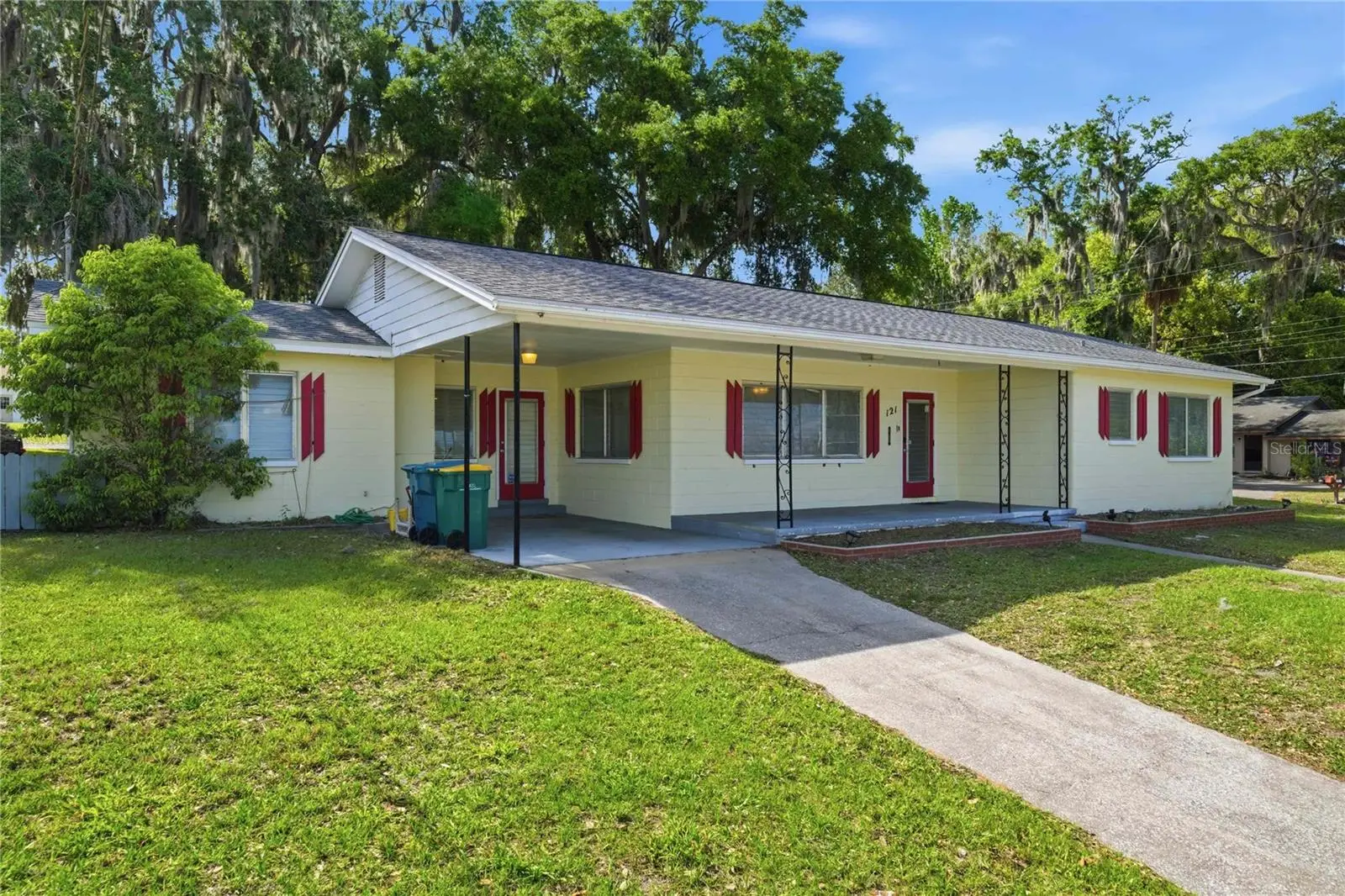 121 Seminole Avenue, FL