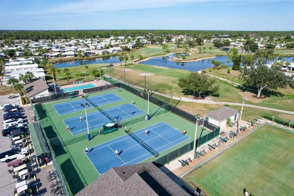 2100 Kings Highway, FL