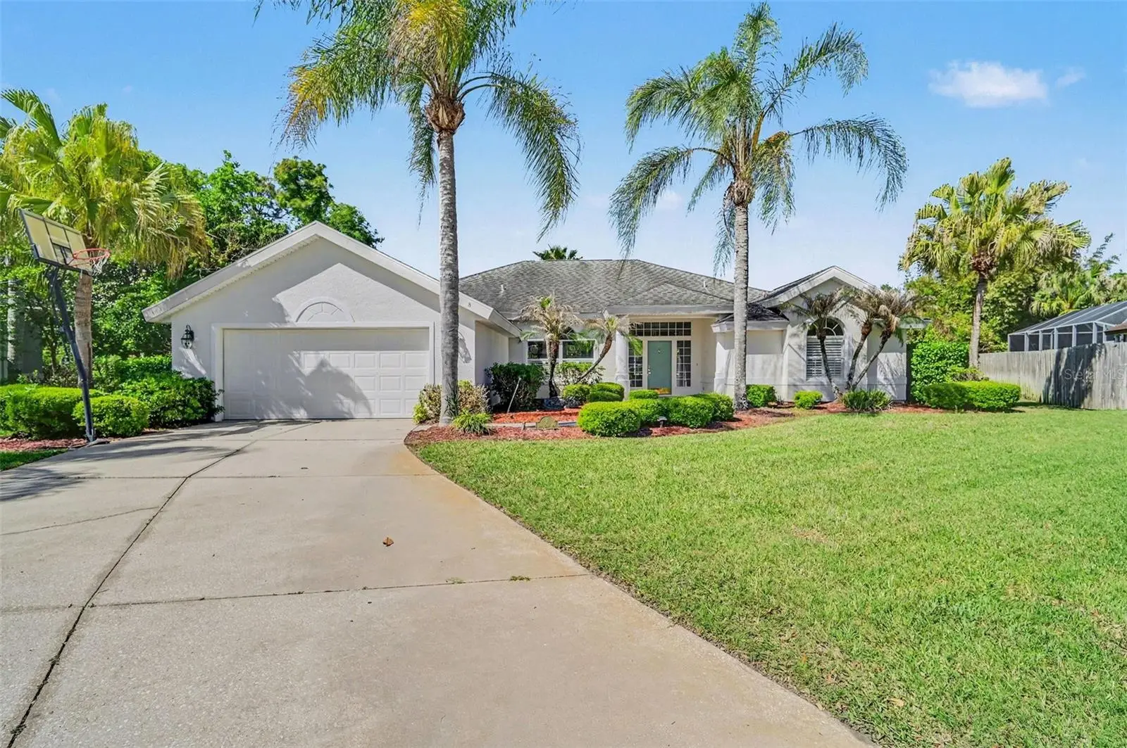 8 Fox Cliff Way, FL