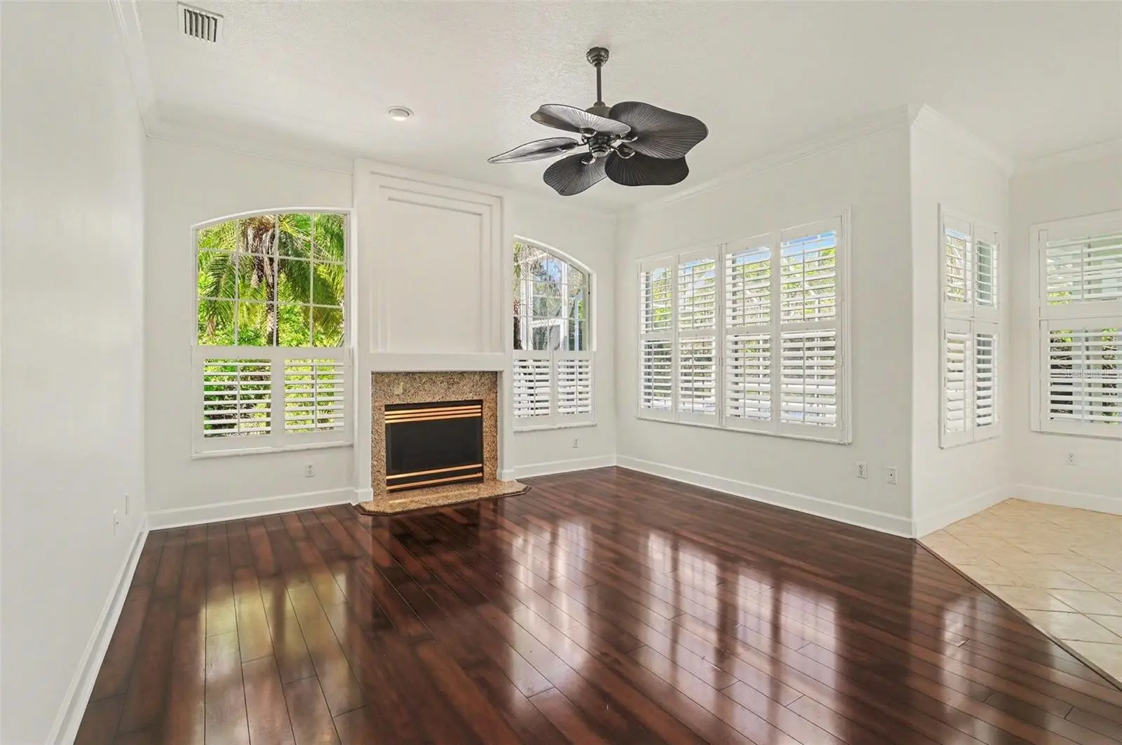 8 Fox Cliff Way, FL