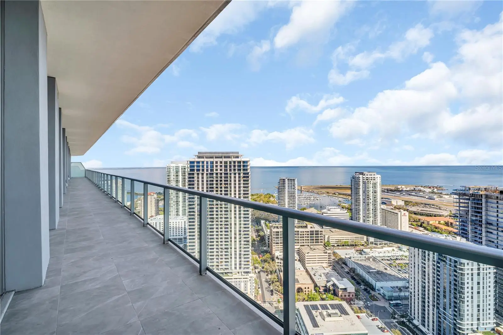 400 Central Avenue, FL