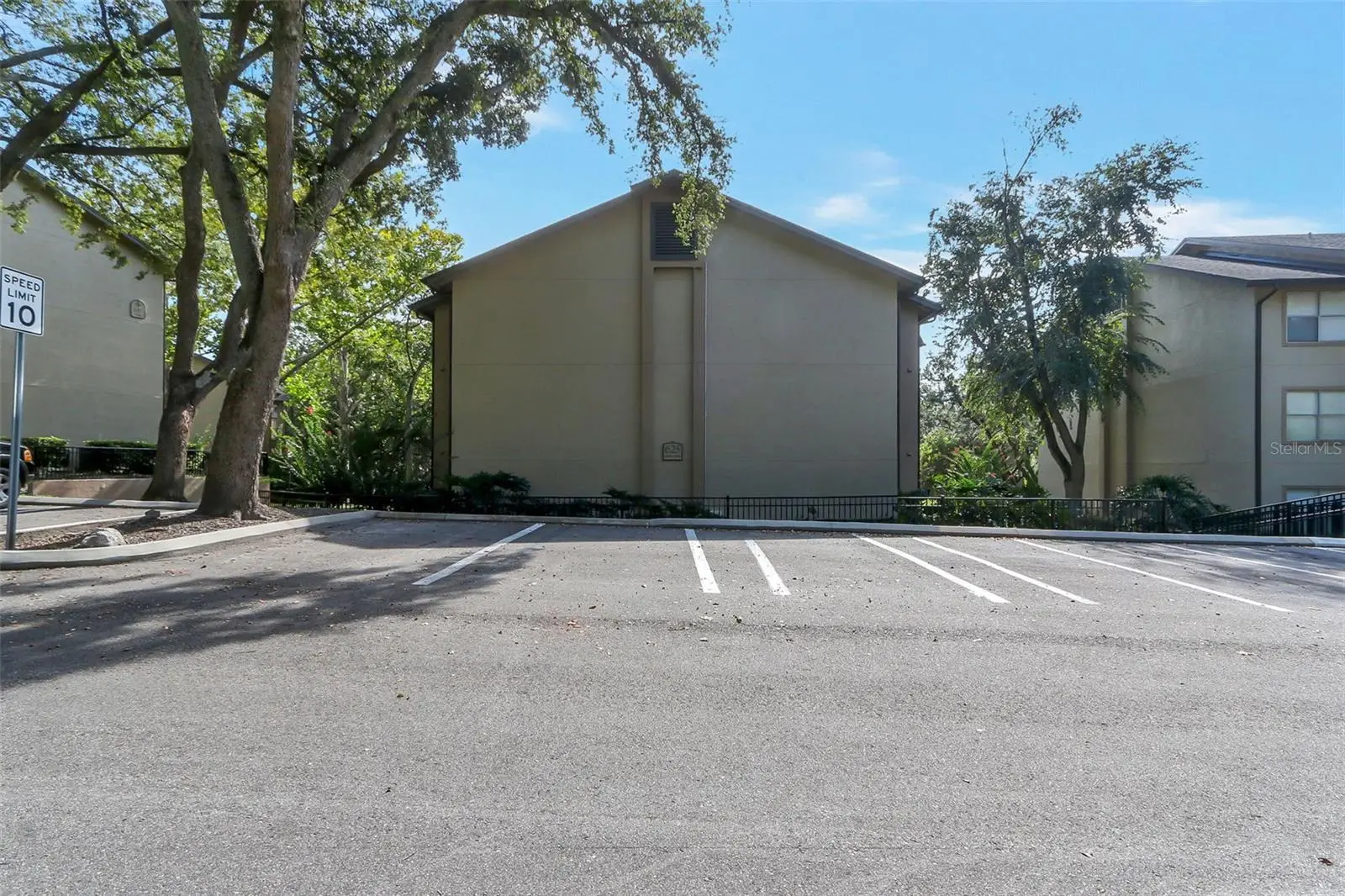 625 Dory Lane, FL