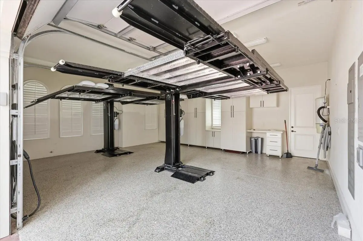 4906 Aviva Garden Court, FL