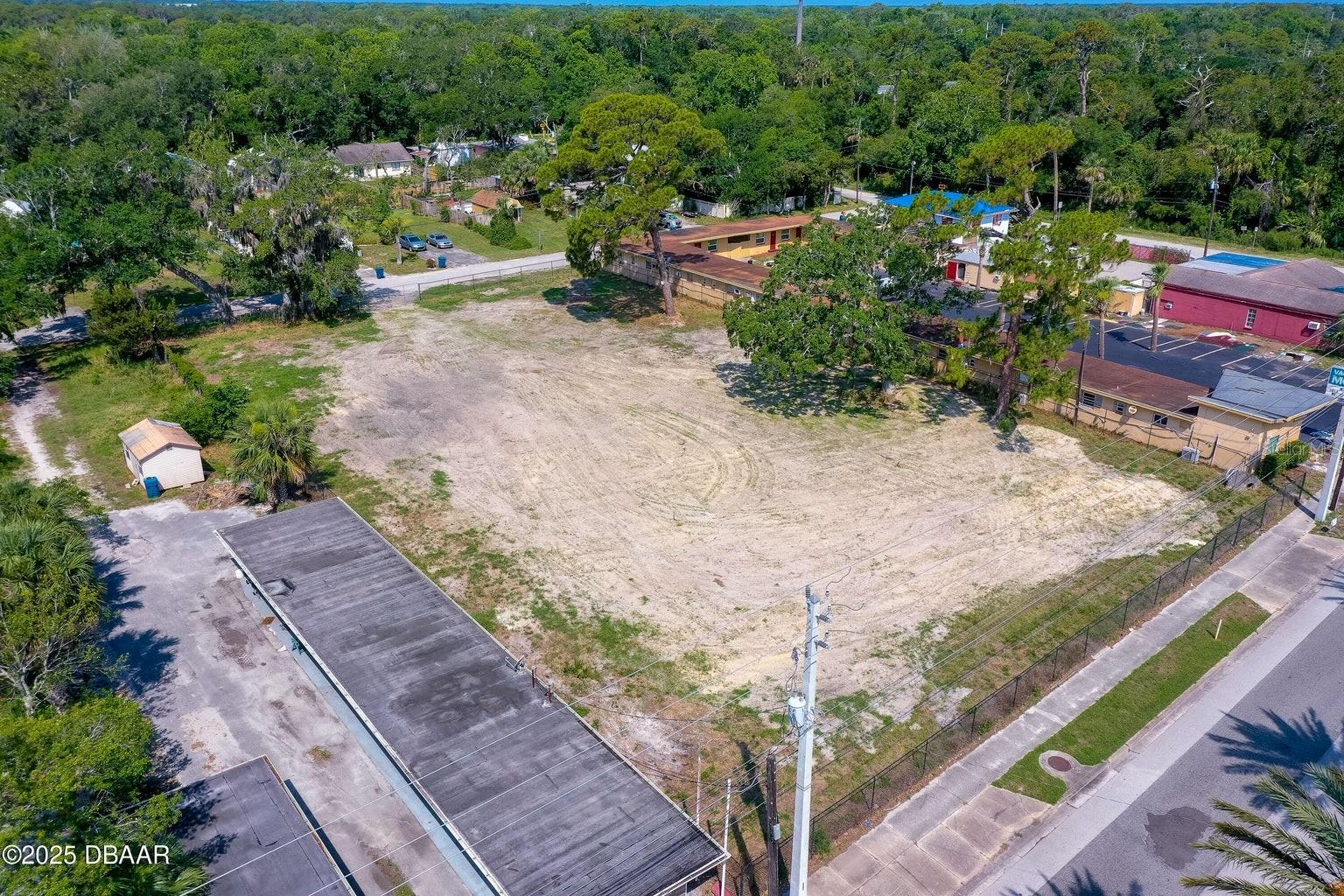 670 Yonge Street, FL