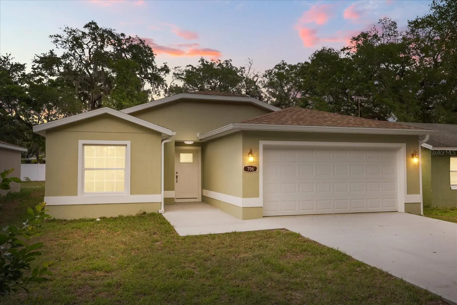 706 Beecher Street, FL