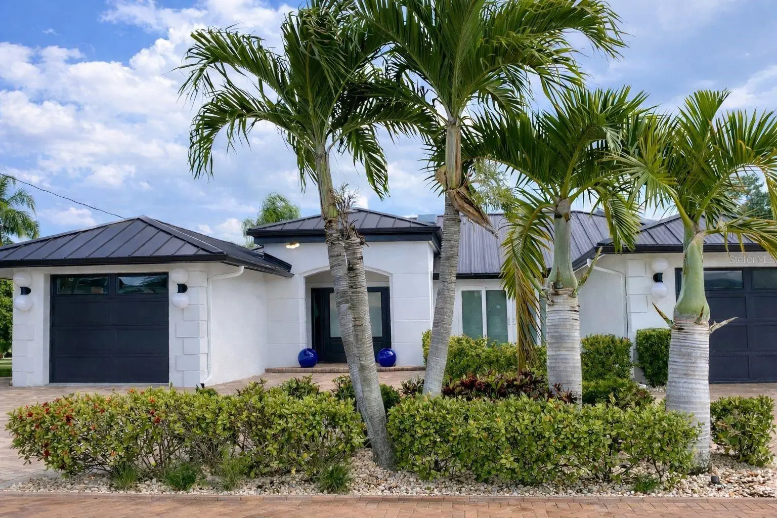 808 52nd Street, FL