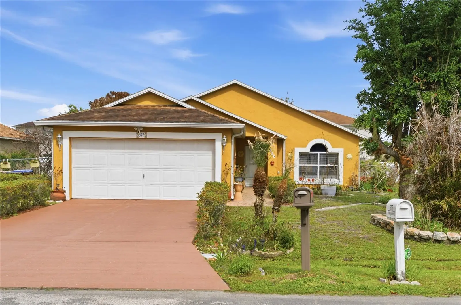 675 Basingstoke Court, FL