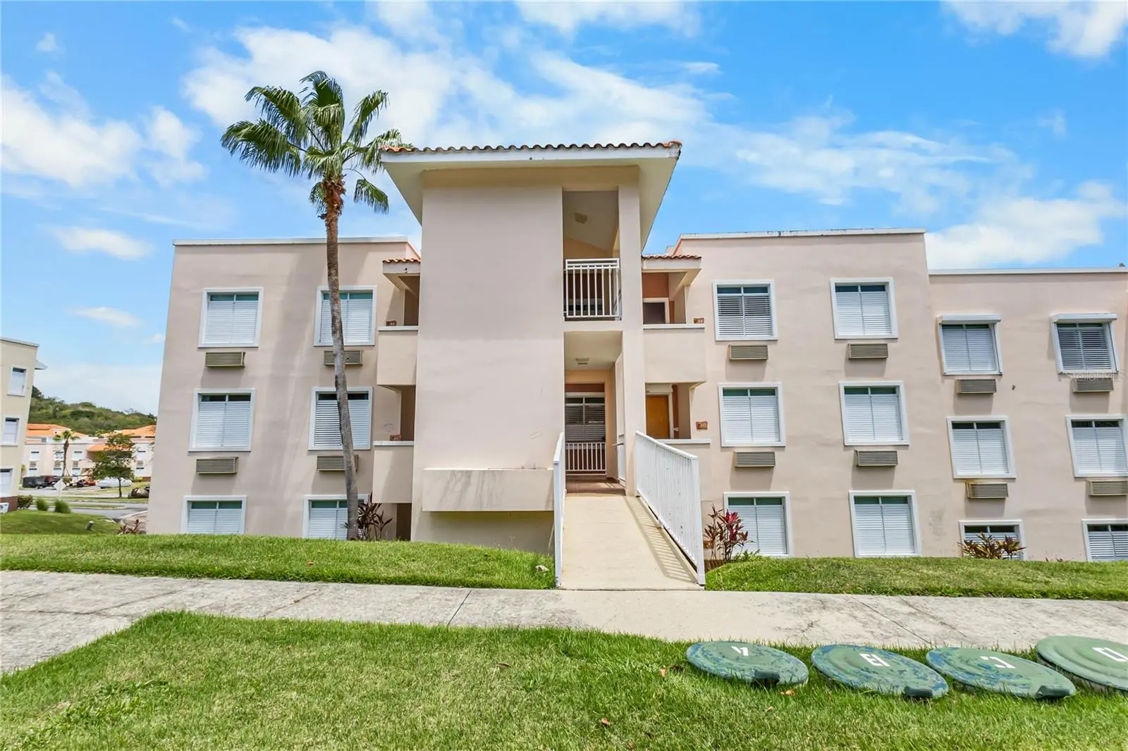 180 Palmas Drive, PR