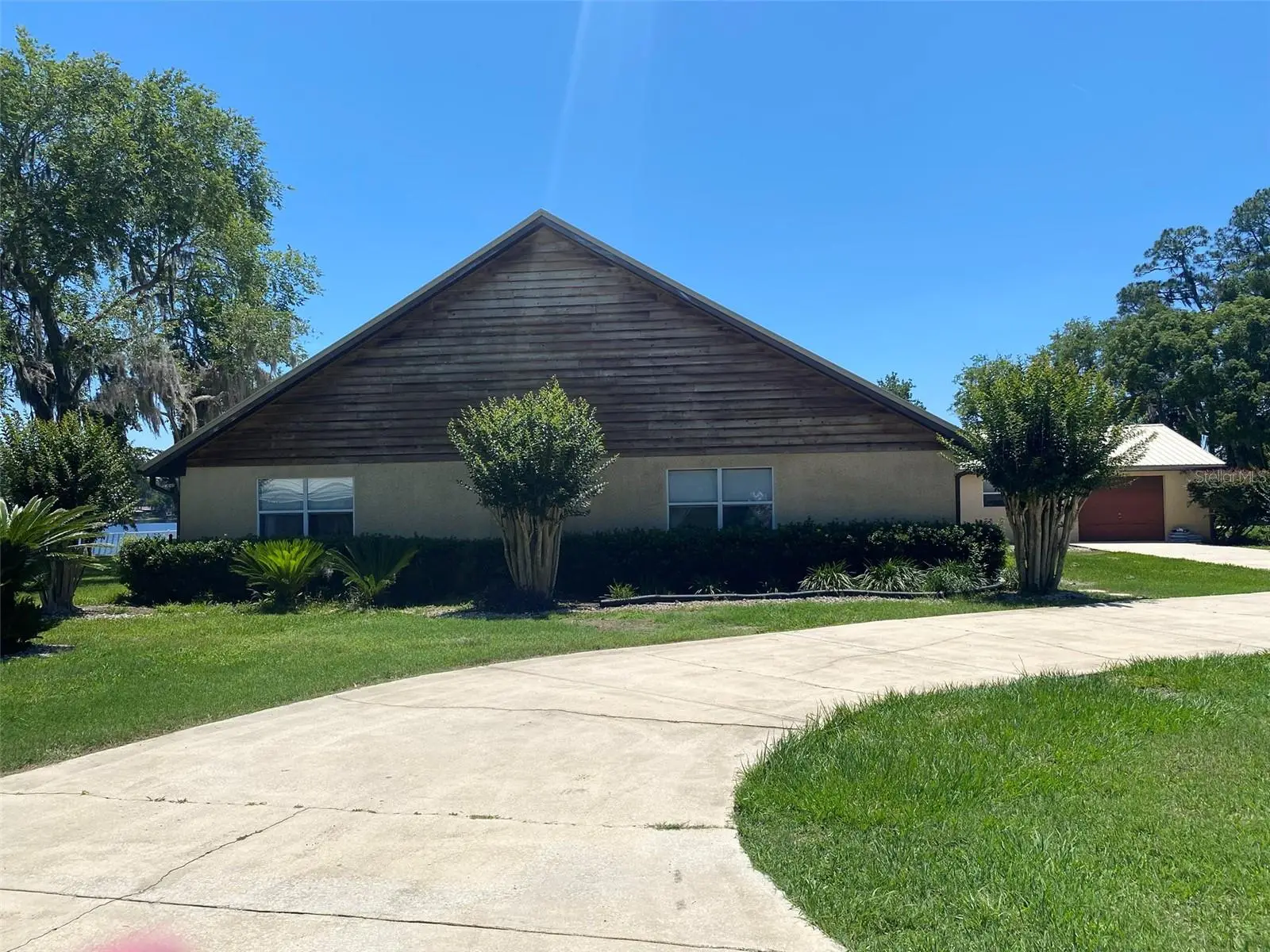 229 Lake Ida Point Drive, FL