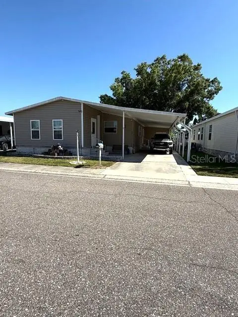 1001 Starkey Rd., FL
