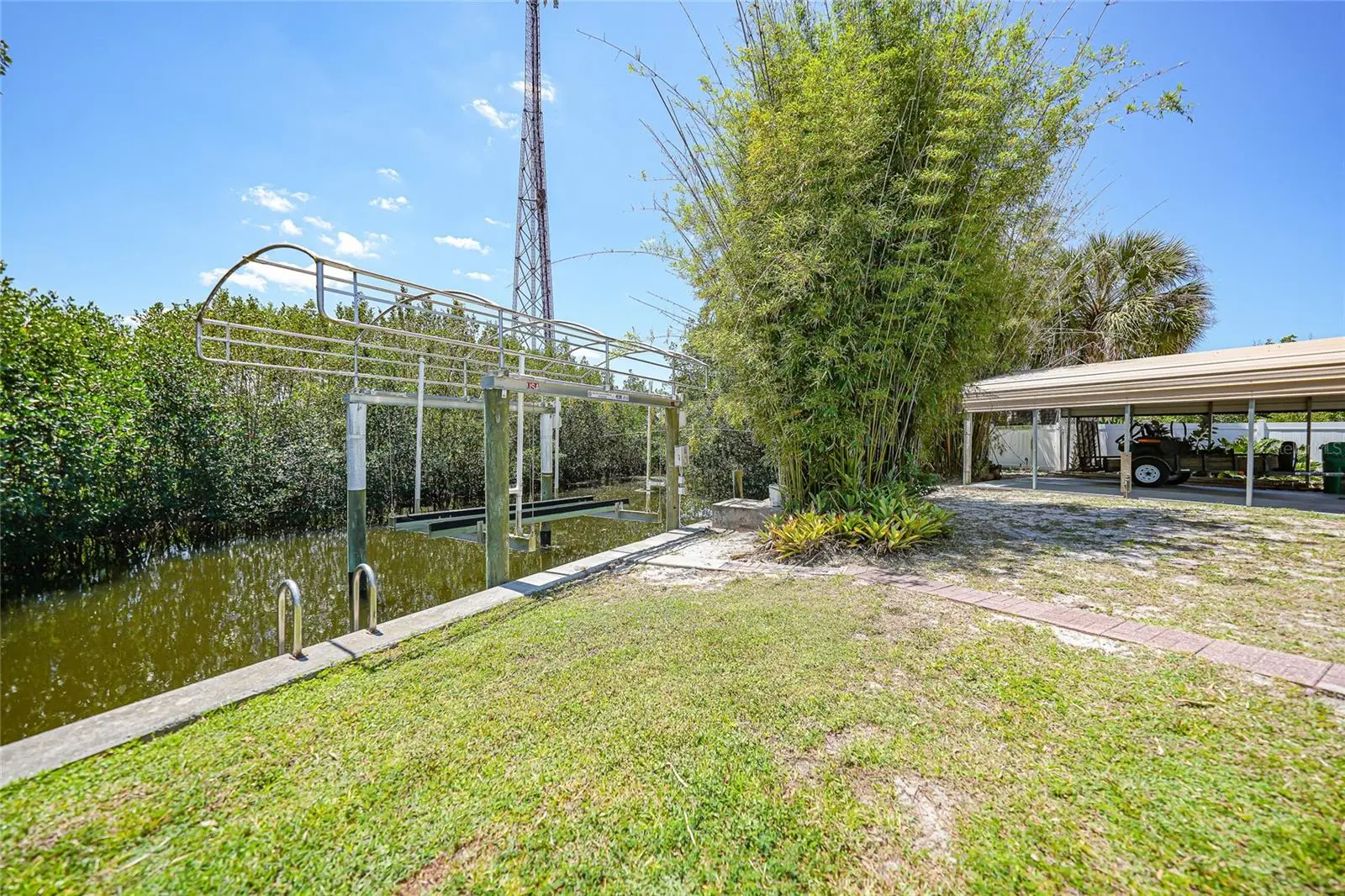 425 Fireball Court, FL