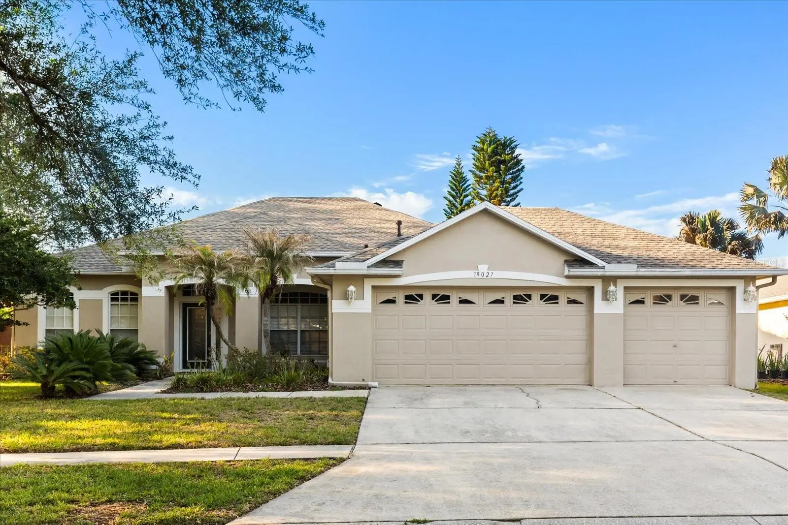 19027 Dove Creek Drive, FL