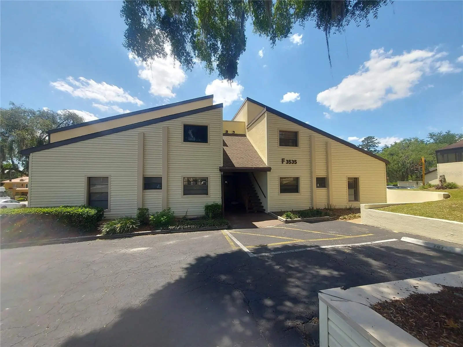 3535 Fort King Street, FL