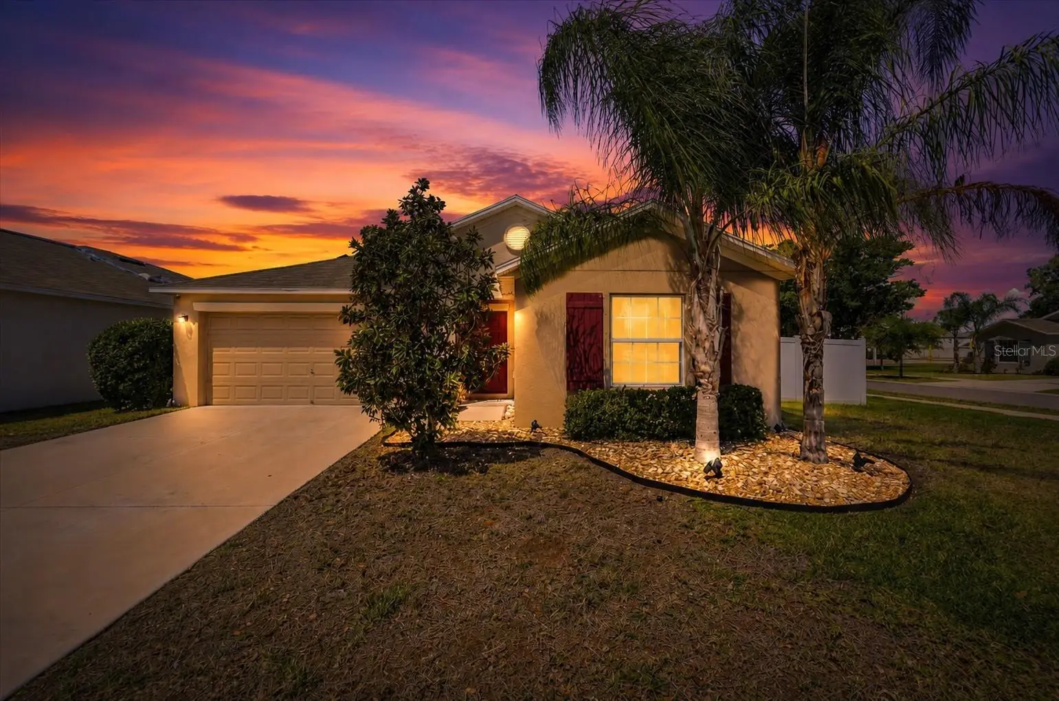 936 Zone Tailed Hawk Place, FL