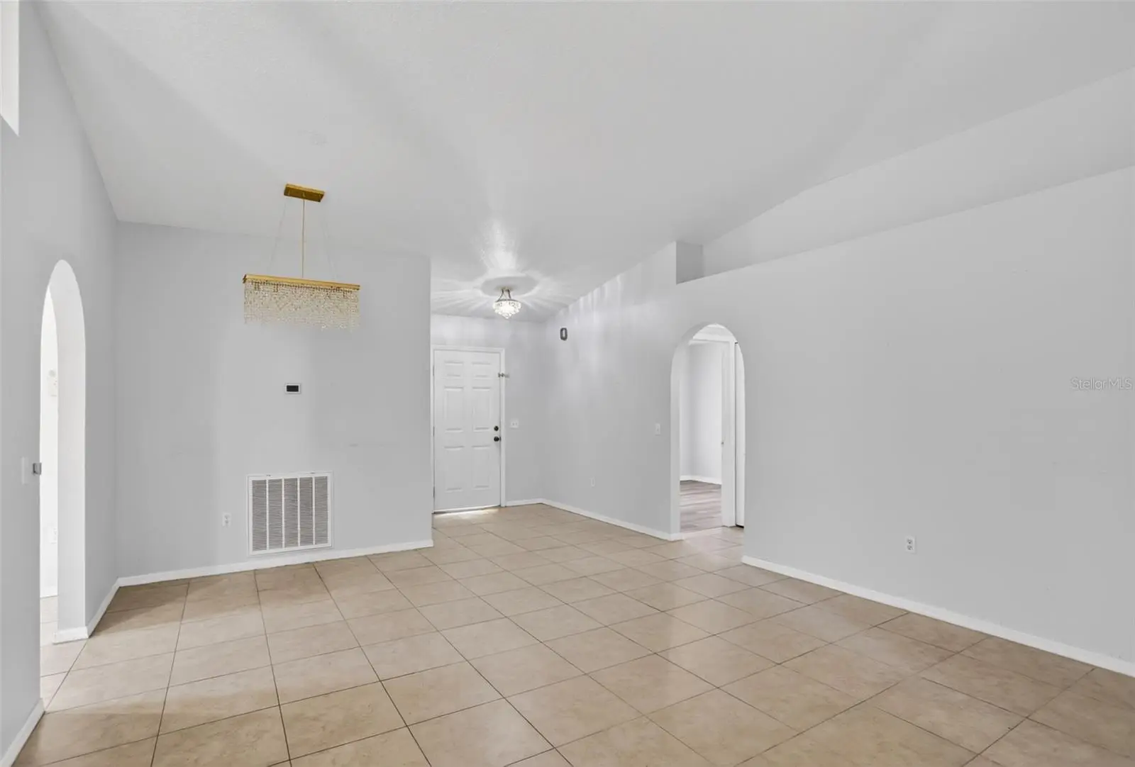 432 Barlyn Avenue, FL
