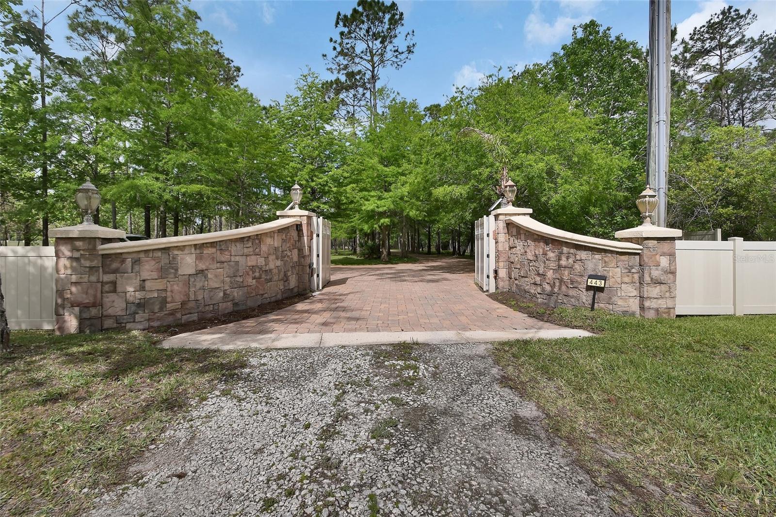 443 Juniper Lane, FL