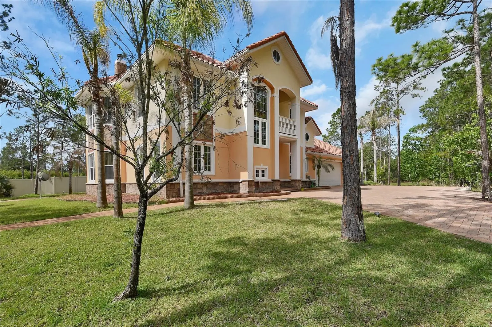 443 Juniper Lane, FL