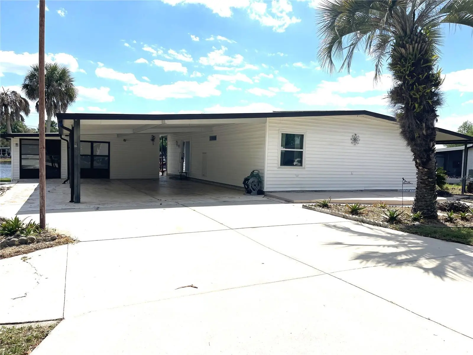 2 Grove Trail, FL