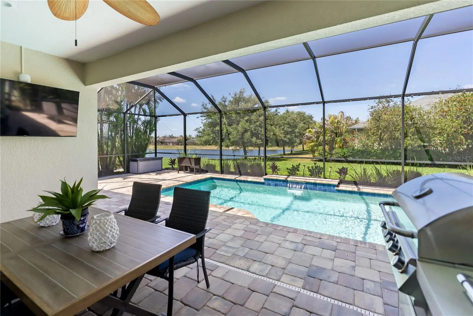 1215 Thornbury Drive, FL