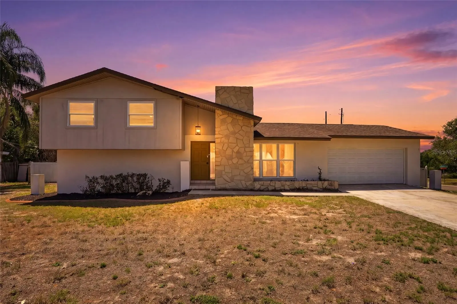 721 Village Place, FL