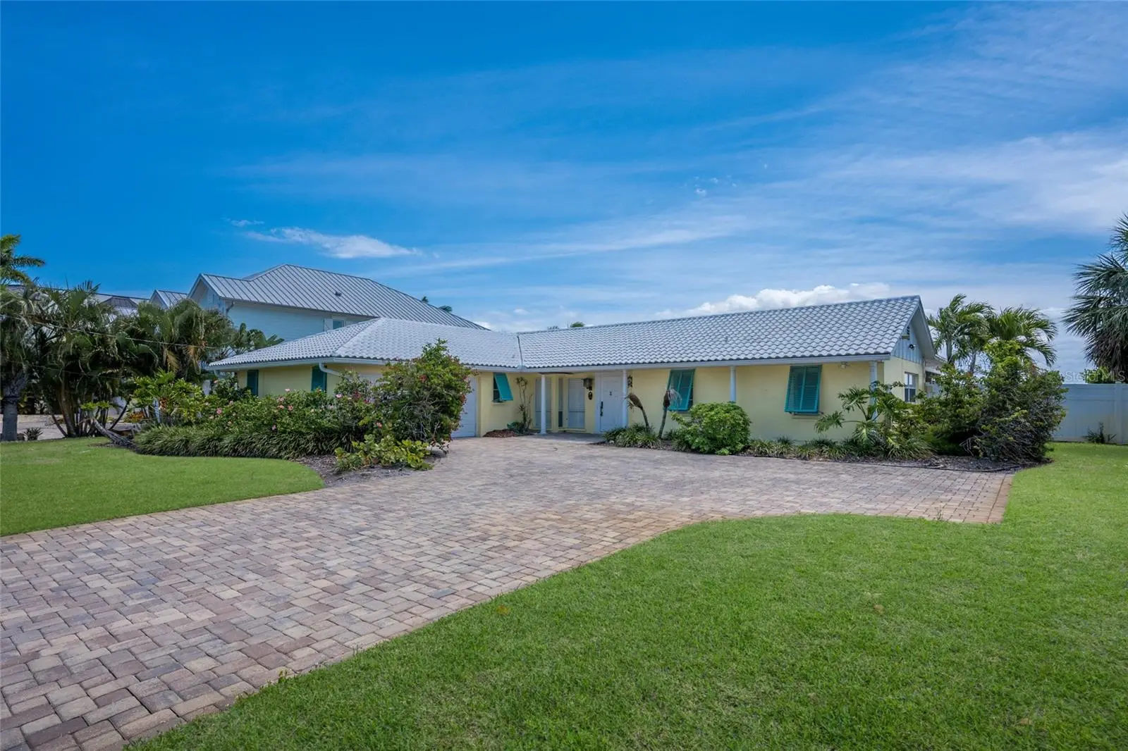 633 Key Royale Drive, FL
