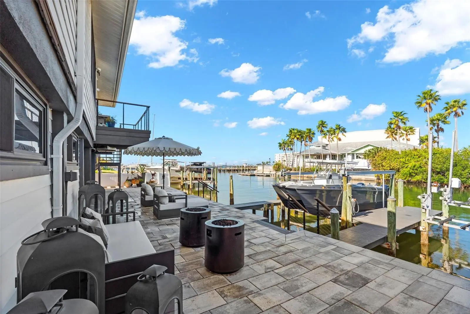 439 Causeway Boulevard, FL