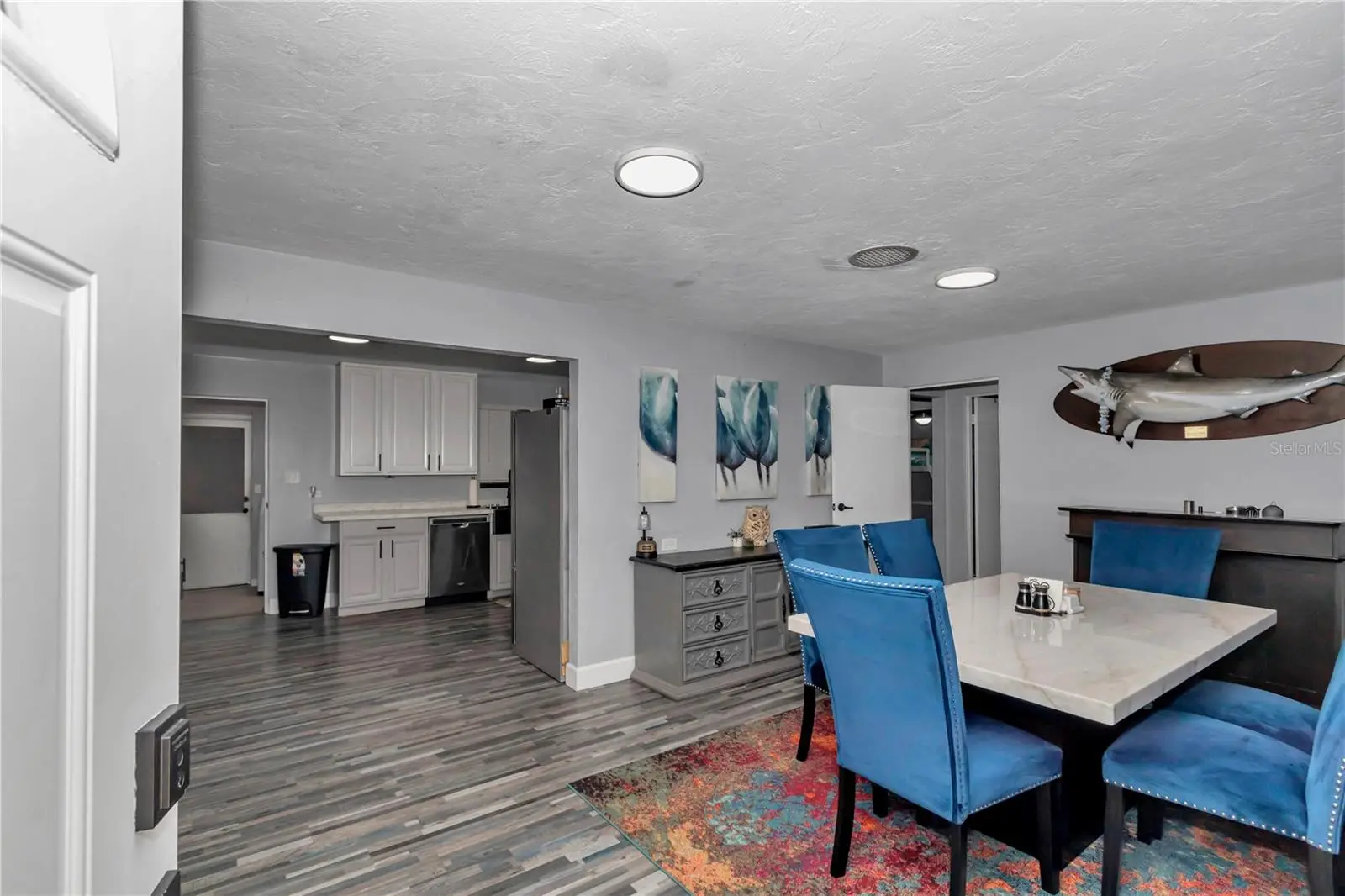 2433 2nd Street, FL