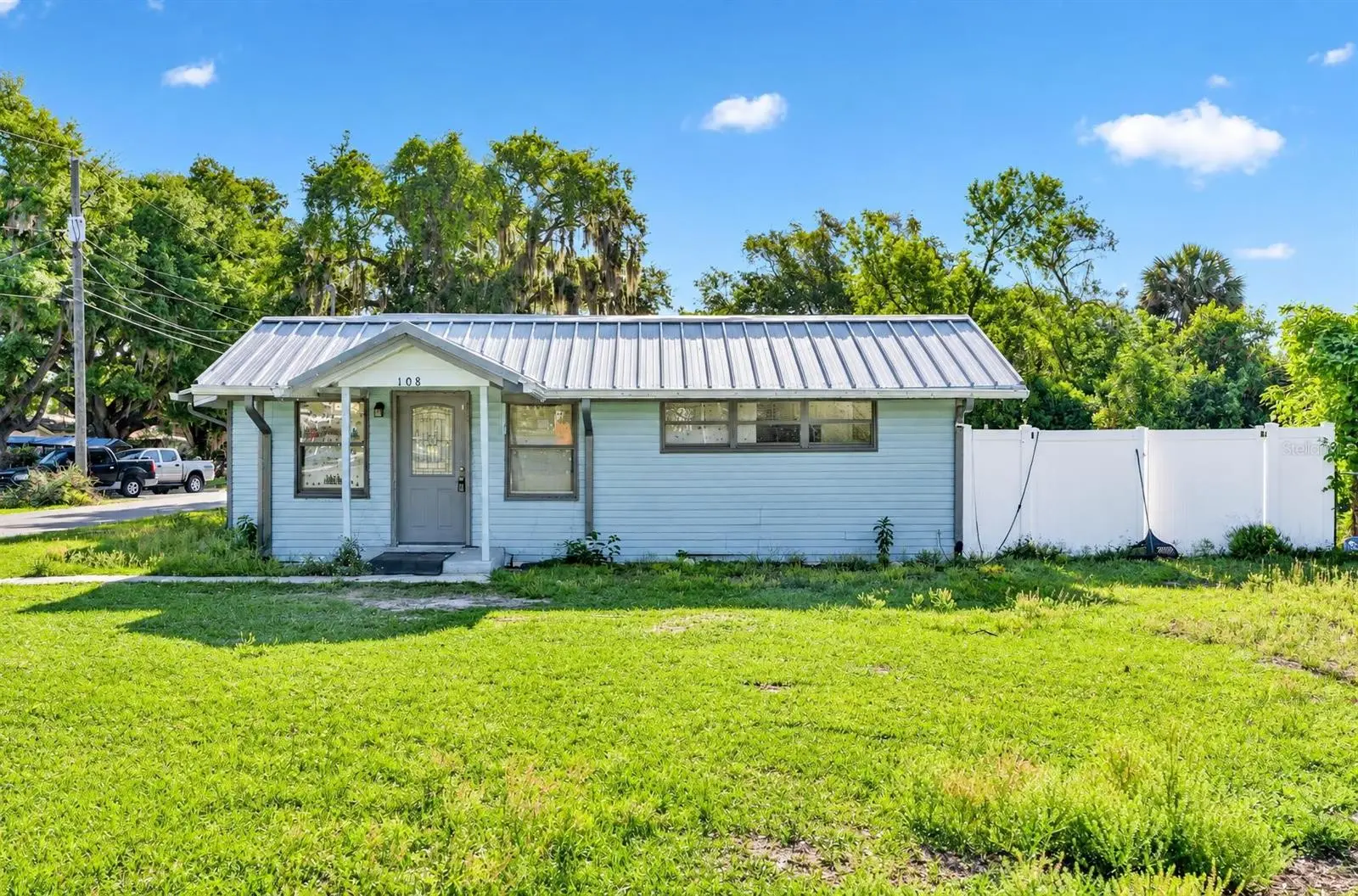 108 Earl Avenue, FL